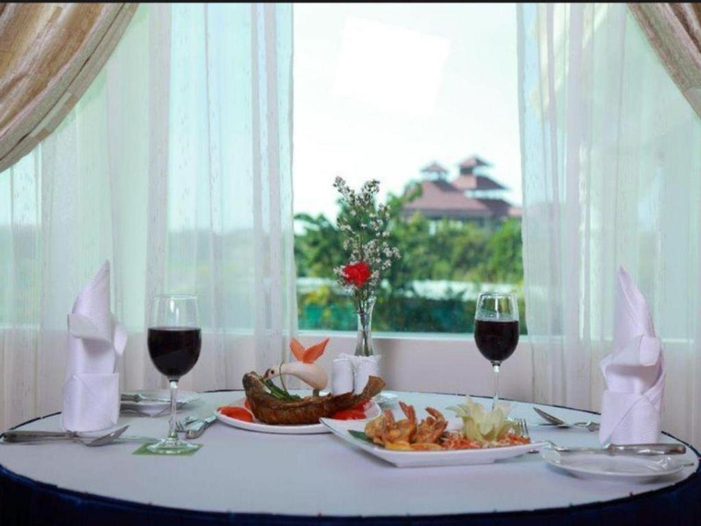 Apex Hotel Naypyidaw Exteriér fotografie
